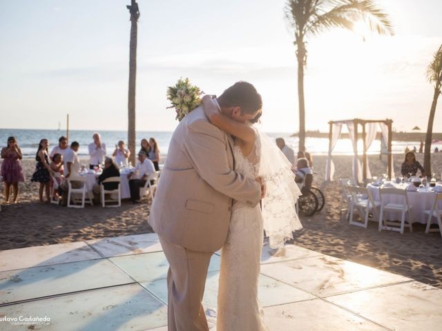 La boda de Manuel y Ana en Bahía de Banderas, Nayarit 3