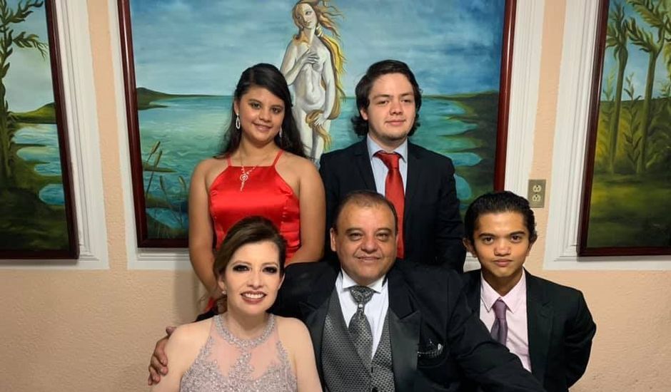 La boda de Esiolat  y Edgardo Rene  en Toluca, Estado México