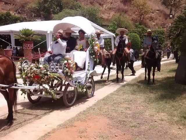 La boda de Daniel y Claudia  en Tejupilco, Estado México 7