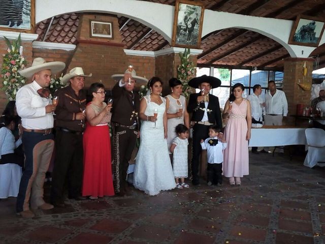 La boda de Daniel y Claudia  en Tejupilco, Estado México 17