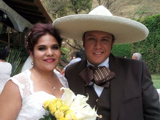 La boda de Daniel y Claudia  en Tejupilco, Estado México 18