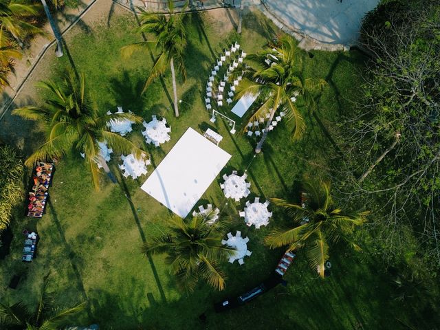 La boda de Alfonso y Nora en Huatulco, Oaxaca 14