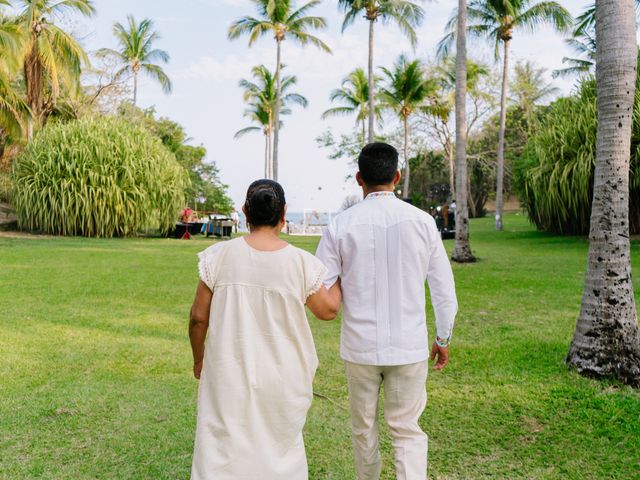 La boda de Alfonso y Nora en Huatulco, Oaxaca 22