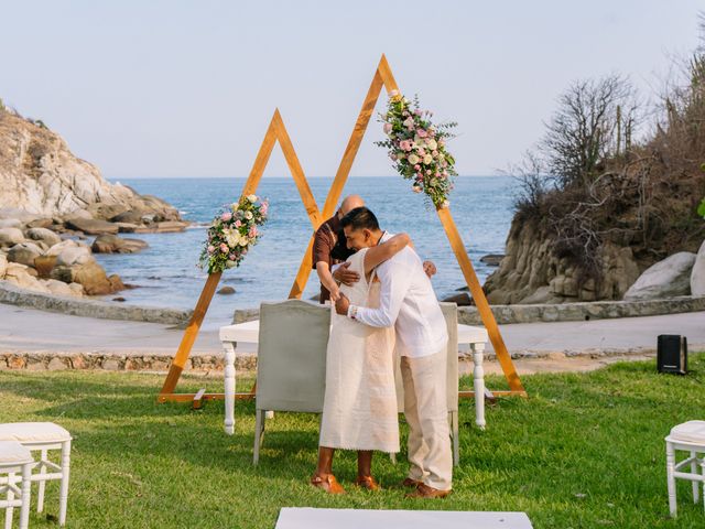 La boda de Alfonso y Nora en Huatulco, Oaxaca 23