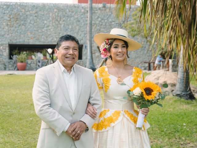 La boda de Alfonso y Nora en Huatulco, Oaxaca 24