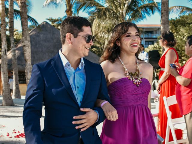 La boda de Néstor y Cristal en Playa del Carmen, Quintana Roo 27