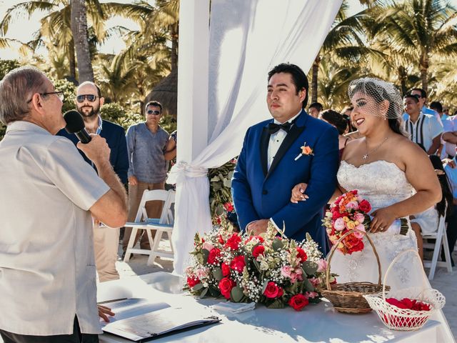 La boda de Néstor y Cristal en Playa del Carmen, Quintana Roo 34