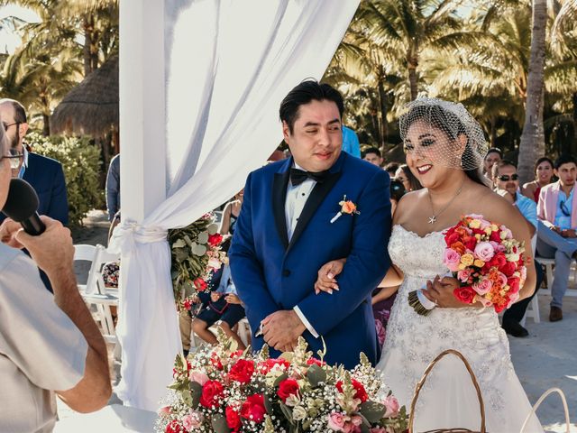 La boda de Néstor y Cristal en Playa del Carmen, Quintana Roo 40