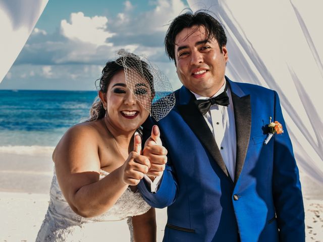 La boda de Néstor y Cristal en Playa del Carmen, Quintana Roo 54