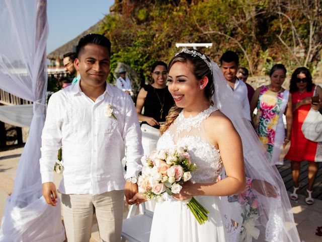 La boda de Alfredo y Briss en Ixtapa Zihuatanejo, Guerrero 16