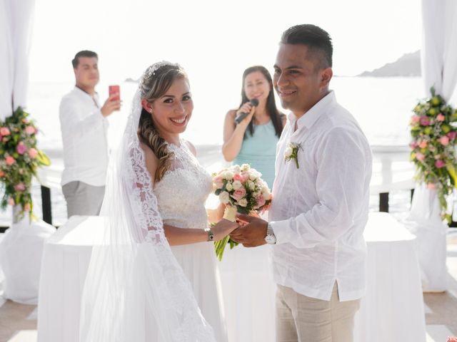 La boda de Alfredo y Briss en Ixtapa Zihuatanejo, Guerrero 38