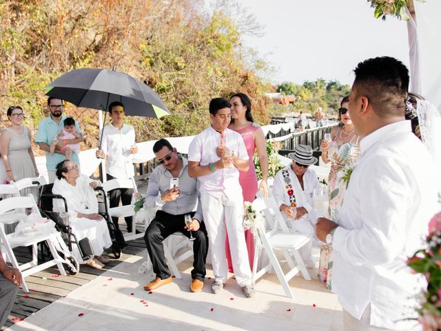 La boda de Alfredo y Briss en Ixtapa Zihuatanejo, Guerrero 41