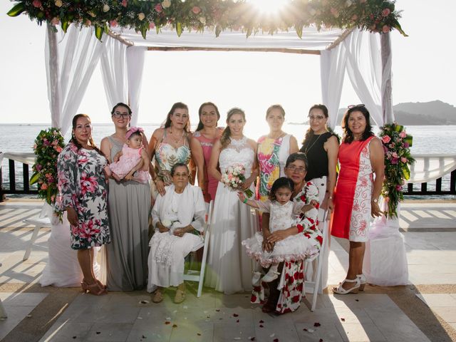 La boda de Alfredo y Briss en Ixtapa Zihuatanejo, Guerrero 47