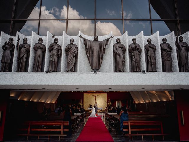 La boda de Víctor y Teresa en Guadalajara, Jalisco 15