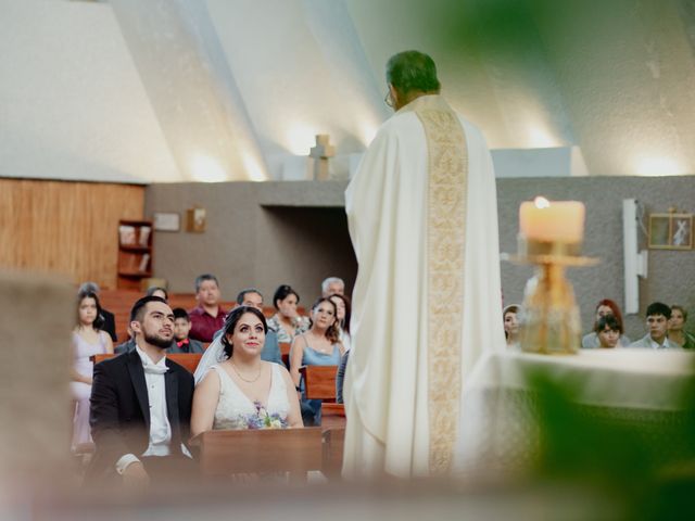La boda de Víctor y Teresa en Guadalajara, Jalisco 17