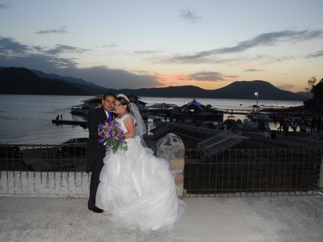 La boda de Erick y Viviana en Valle de Bravo, Estado México 9