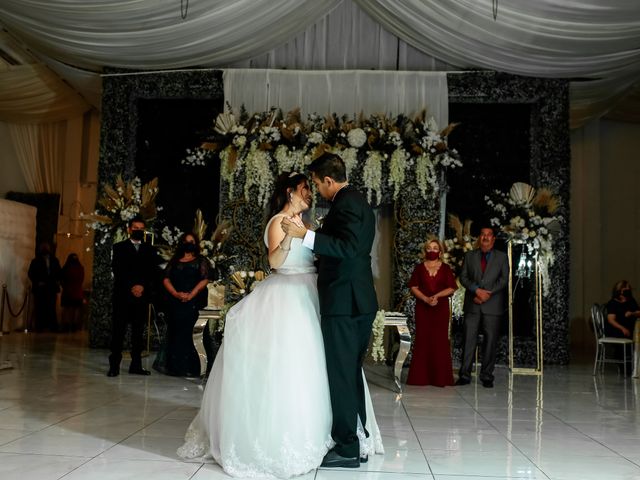 La boda de Marcos y Vanessa en Nuevo Laredo, Tamaulipas 21