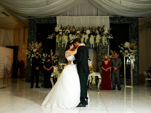 La boda de Marcos y Vanessa en Nuevo Laredo, Tamaulipas 22