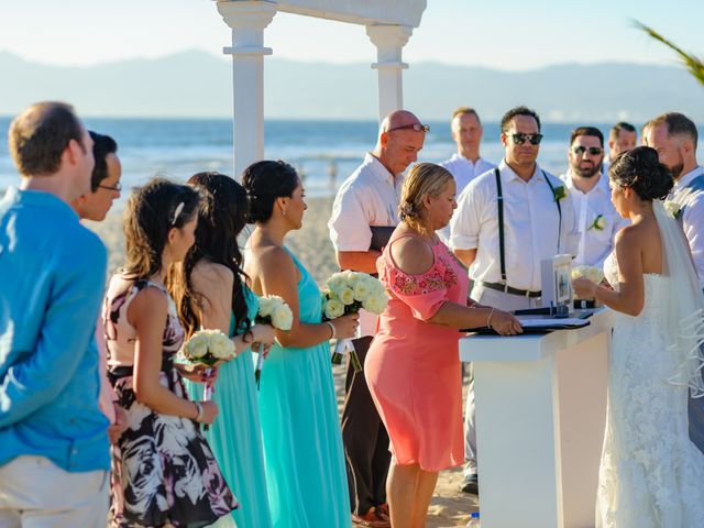 La boda de Álex y Gris en Bahía de Banderas, Nayarit 15