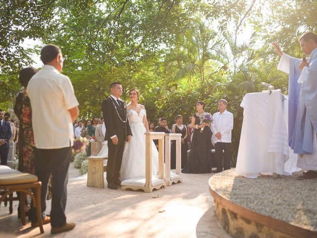 La boda de Carlos y Martha en Cuernavaca, Morelos 23