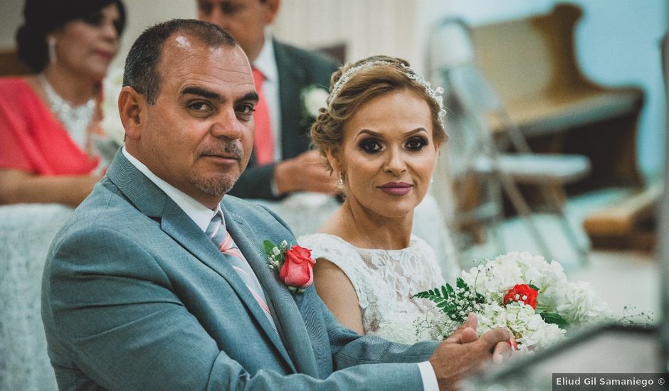La boda de Fernando y María del Carmen en Mexicali, Baja California