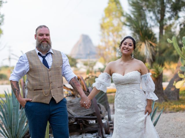 La boda de David y Diana en Bernal, Querétaro 99