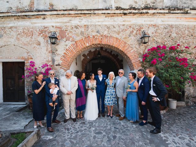 La boda de Victor y Estefania en Mazatepec, Morelos 39