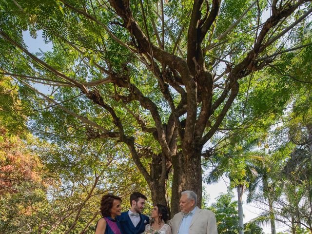 La boda de Victor y Estefania en Mazatepec, Morelos 43