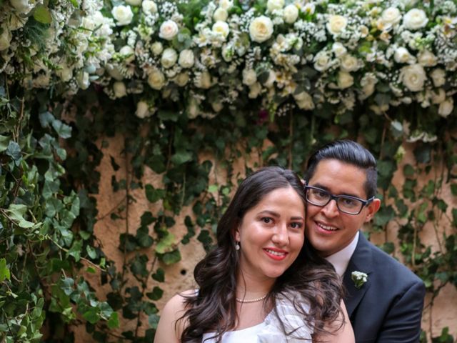 La boda de Alejandro y Mariana  en Álvaro Obregón, Ciudad de México 10