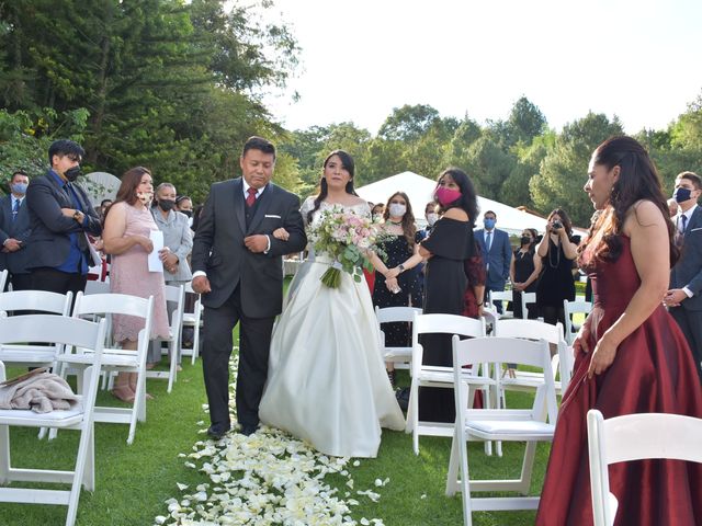 La boda de Josue y Lupita en Jocotepec, Jalisco 9