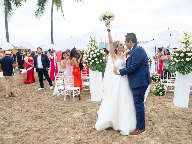 La boda de Marco y Fernanda en Puerto Vallarta, Jalisco 7