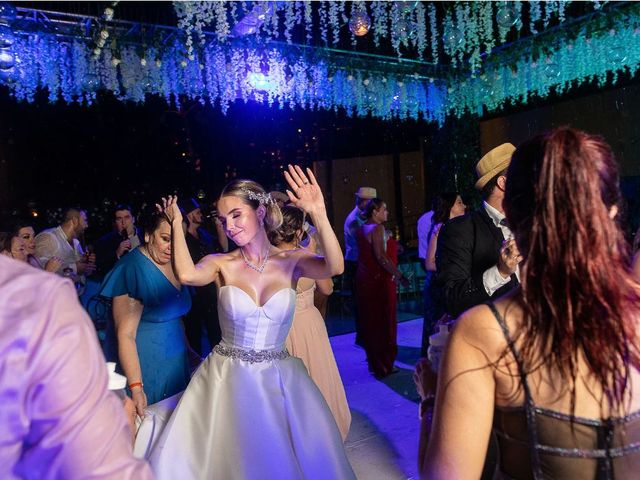 La boda de Marco y Fernanda en Puerto Vallarta, Jalisco 10