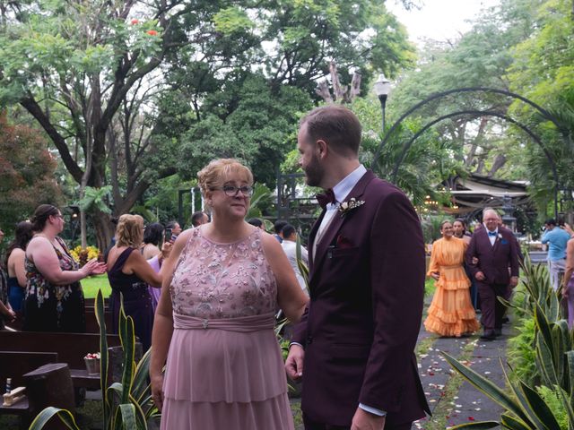 La boda de Greg y Lucrecia en Cuautla, Morelos 29