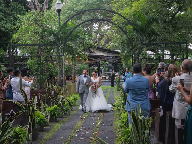 La boda de Greg y Lucrecia en Cuautla, Morelos 32