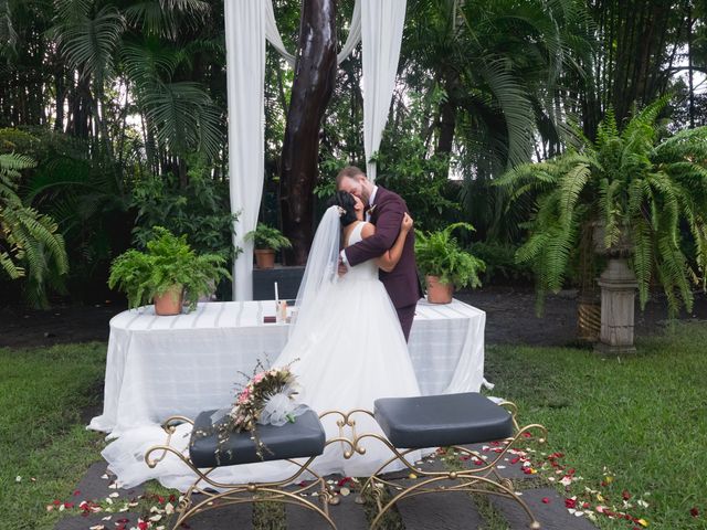La boda de Greg y Lucrecia en Cuautla, Morelos 42