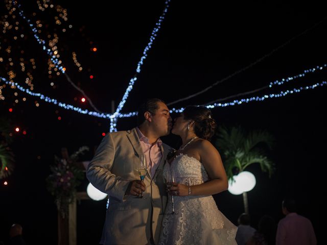 La boda de David y Verónica en Ixtapa Zihuatanejo, Guerrero 35