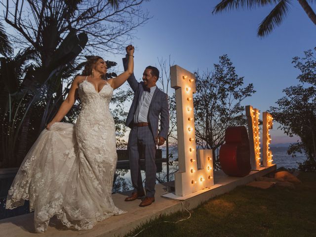 La boda de Sugey y Alfredo en Puerto Vallarta, Jalisco 28