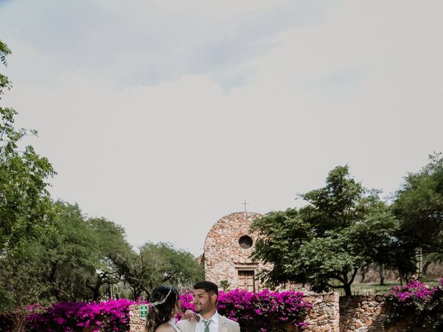 La boda de Libo y Adri en Ezequiel Montes, Querétaro 90