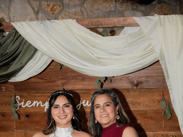 La boda de Libo y Adri en Ezequiel Montes, Querétaro 147