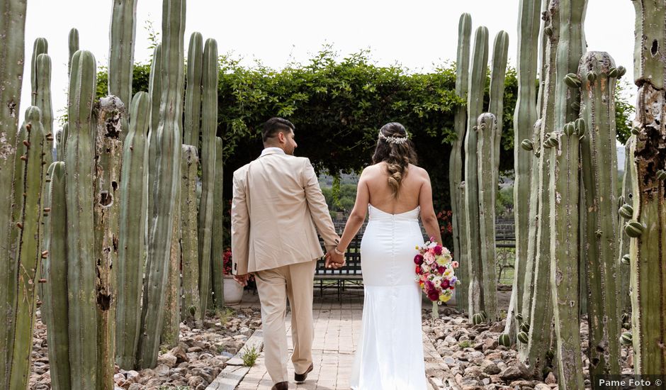 La boda de Libo y Adri en Ezequiel Montes, Querétaro
