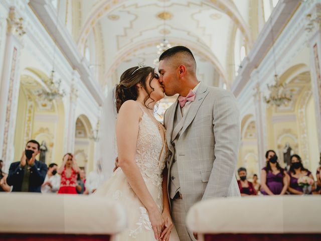 La boda de Antonio y Claudia en Apaseo El Alto, Guanajuato 25