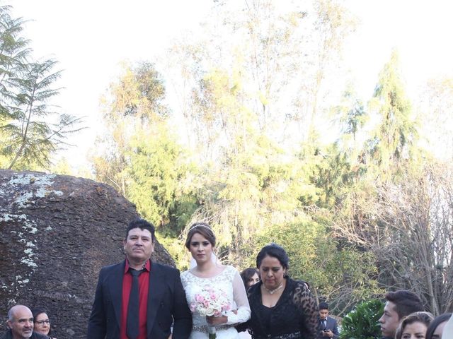 La boda de Carlos  y Karina  en Zapotlanejo, Jalisco 9
