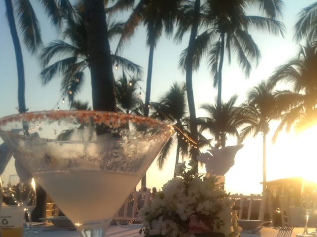 La boda de Eduardo  y María Guadalupe  en Ixtapa Zihuatanejo, Guerrero 5