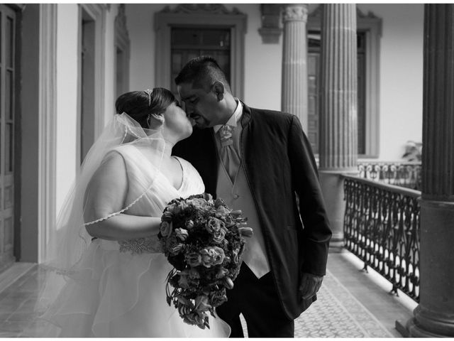 La boda de Roberto y Violeta en San Nicolás de los Garza, Nuevo León 14