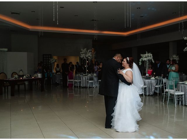 La boda de Roberto y Violeta en San Nicolás de los Garza, Nuevo León 18