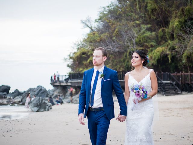 La boda de Pau y Rob en Ixtapa Zihuatanejo, Guerrero 16