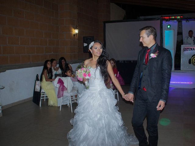 La boda de  Omar y Cristina en Morelia, Michoacán 16