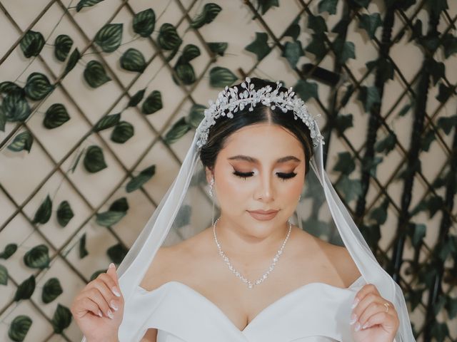 La boda de Luis y Valeria en Salamanca, Guanajuato 9