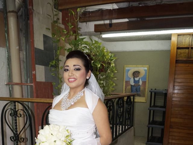 La boda de Nayeli y Cristian en Huimanguillo, Tabasco 4