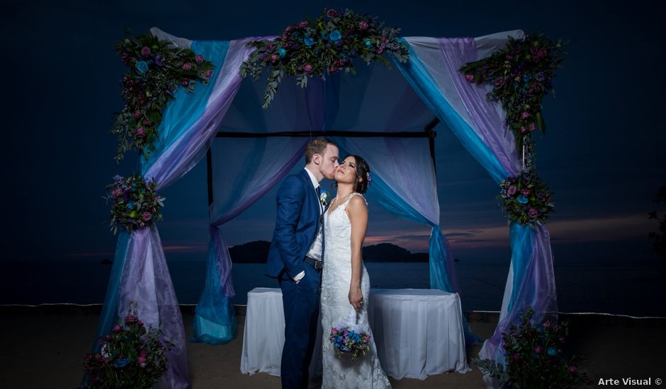 La boda de Pau y Rob en Ixtapa Zihuatanejo, Guerrero